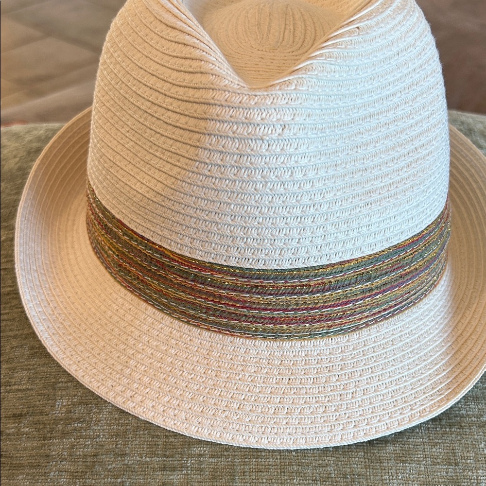 👒HP👒 Fedora - Cream with Multicolor Band